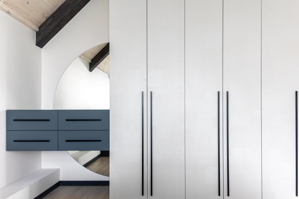7 White Wardrobe Design Ideas For Your Bedroom